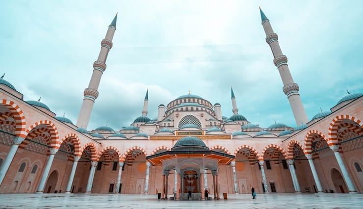 Çamlica Mosque